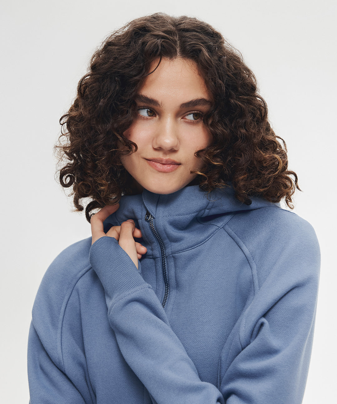 Sudadera Corta con Capucha y Cremallera Frontal