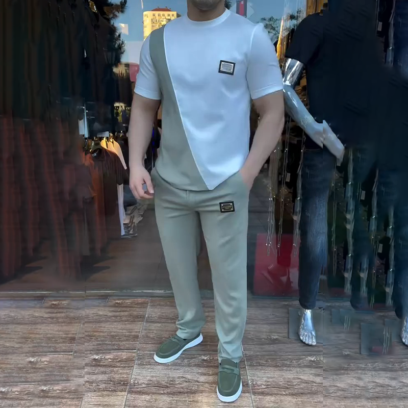 camiseta de cuello redondo y pantalón para hombre.